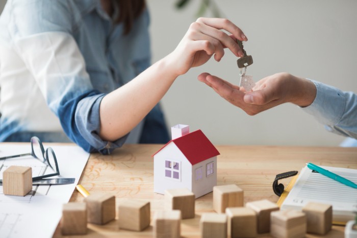 Buying a Home as a Single Parent: Practical Tips and Considerations